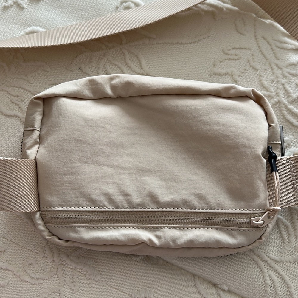 Belt bag - Picture 3 of 3